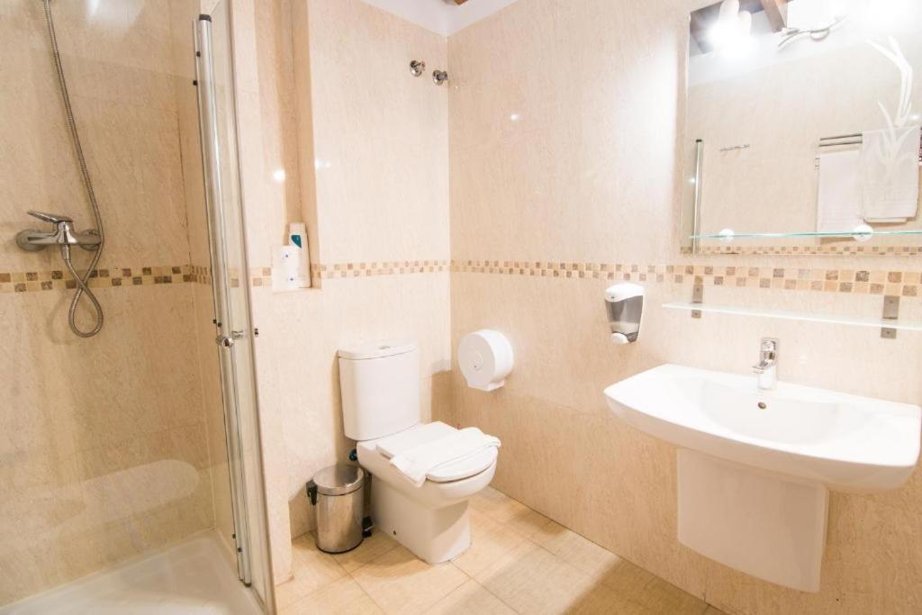 Tuguest Atico Gracia Apartment กรานาดา ภายนอก รูปภาพ
